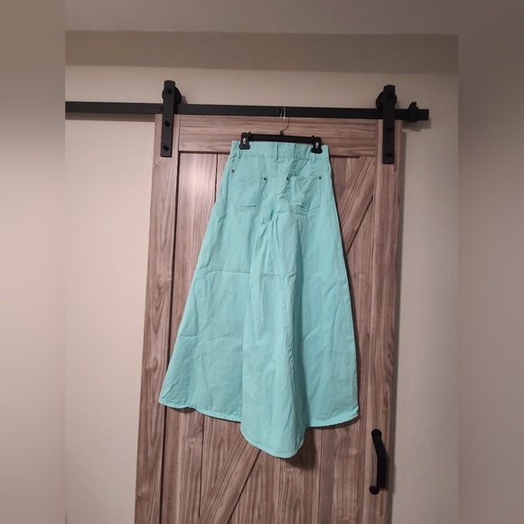 Farm Rio pants - Picture 6 of 9